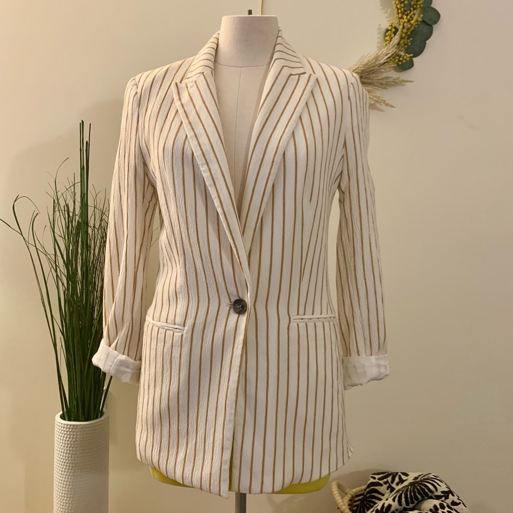Lightweight Blazer